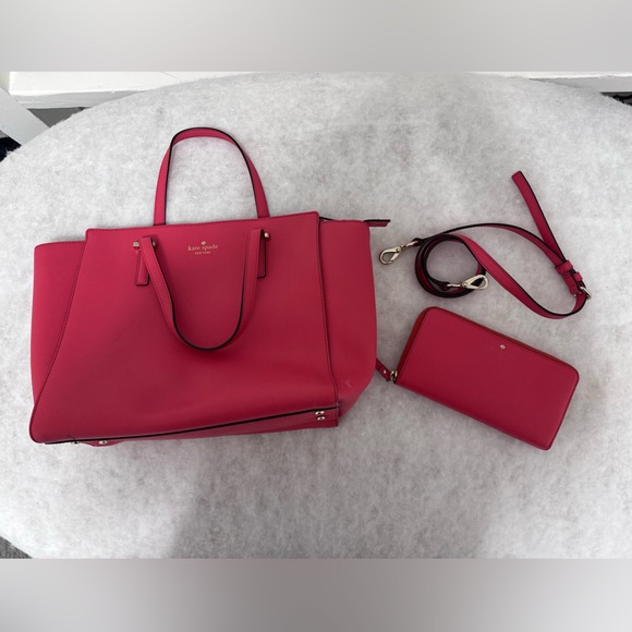 Kate Spade Coral Tote and Wallet Set